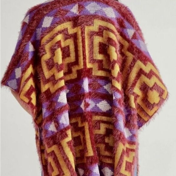 New Free People Diamondback Sweater Soft Knit
Kimono Fringed one size - Picture 5 of 6